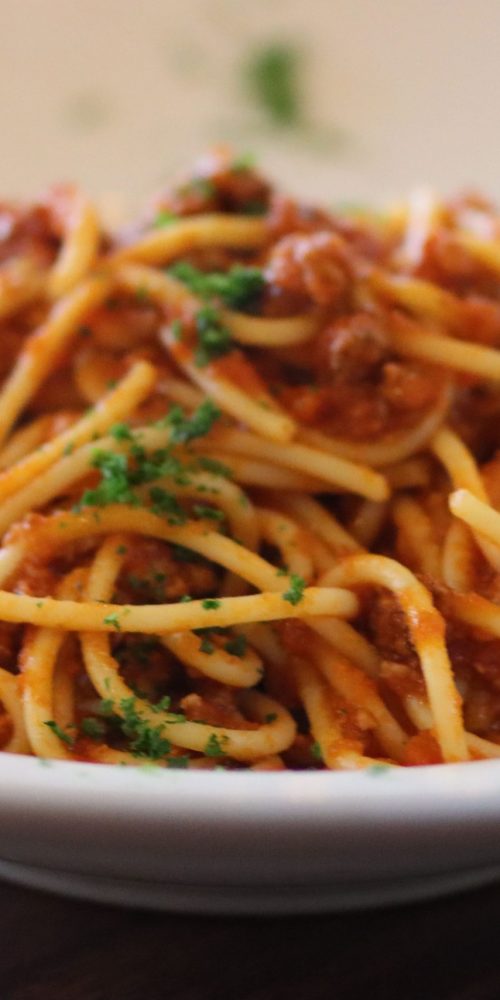 SPAGHETTI BOLOGNAISE